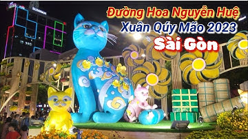 Khai mạc đường hoa Nguyễn Huệ Xuân Qúy Mão 2023 hàng ngàn người đã chen chân vào bên trong để xem