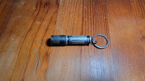 The Keychain Flashlight That Takes a Beating | Olight i3E EOS Review