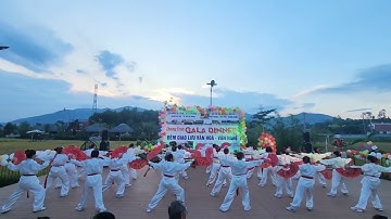 Biểu diễn thái cực song phiến trên Quê Hương Quảng Ngãi,