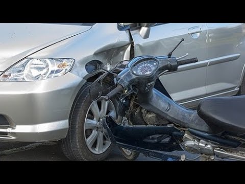 Hit and Run caught on Dash camera - YouTube