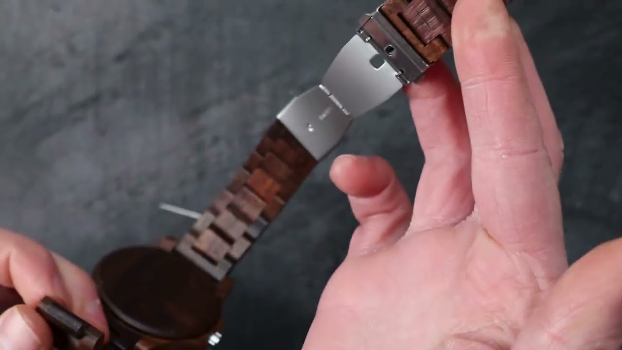 Strap Adjustment