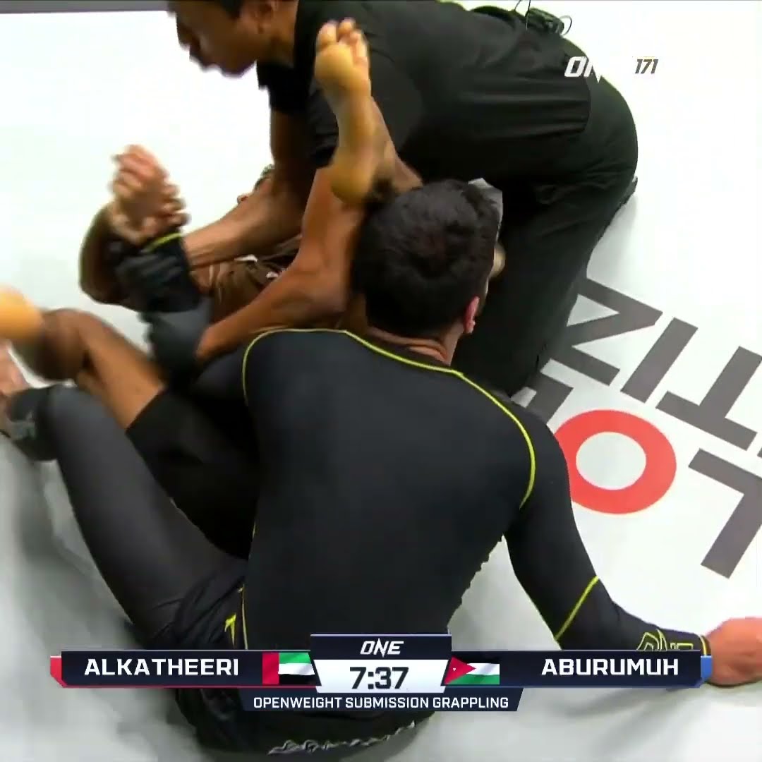 LOCKED IN ? Zayed Alkatheeri scores a slick armbar submission in his ONE debut!