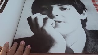 Un vistazo a: Robert Freeman, A Private View (Libro The Beatles)