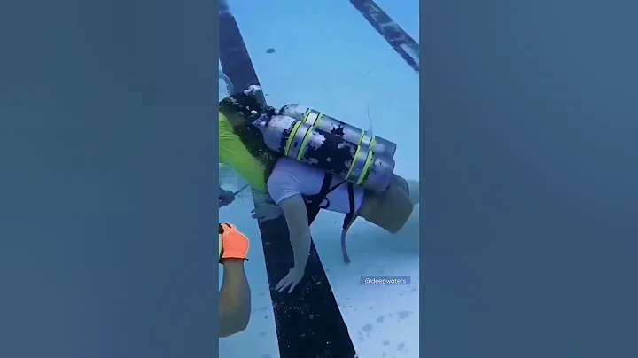 Military divers training😯 #shorts #scubadiving