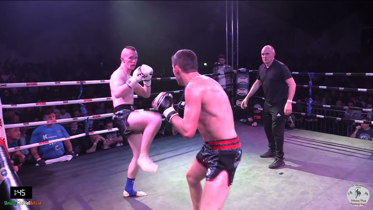 Lloyd Lynch vs Erik McCormack