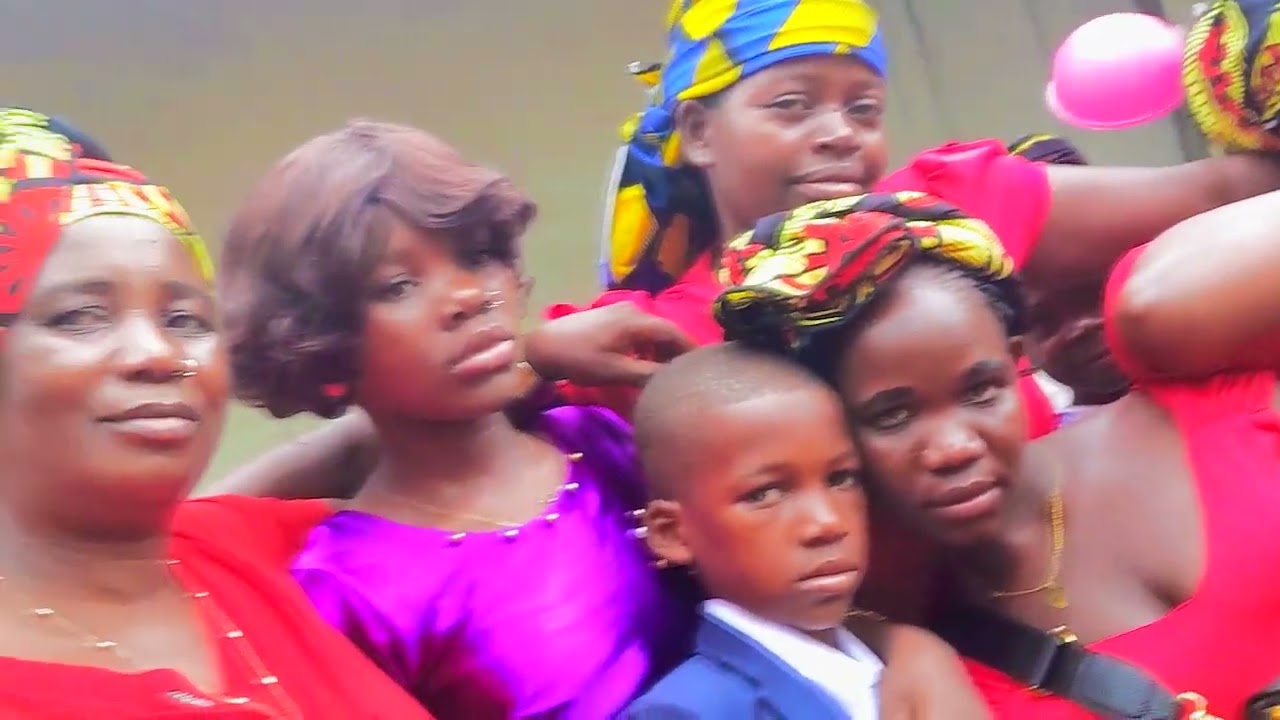 Dama faty ekoma família Afonso _star fino oficial 