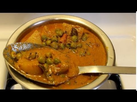 How To Make Kerala Green Peas Masala Curry Video Recipe Episode108