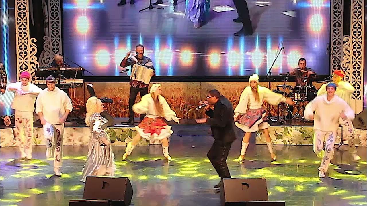 Кадышева и кевин маккой. Кевин маккой. Кевин маккой bad boys blue. Дуэт кадышева и кевин. Кевин маккой снег летит.