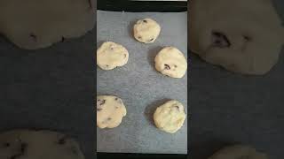 Baking Scones like Cookies wit…