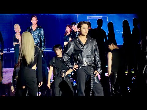 SEVENTEEN Mingyu Shake It Off NEW World Tour In Los Angeles 4K Fancam 