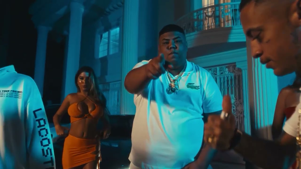 VE SE RESUME - MC KADU, MC GP, MC LELE JP - FUMANDO VARIOS BECK (VIDEO OFICIAL)