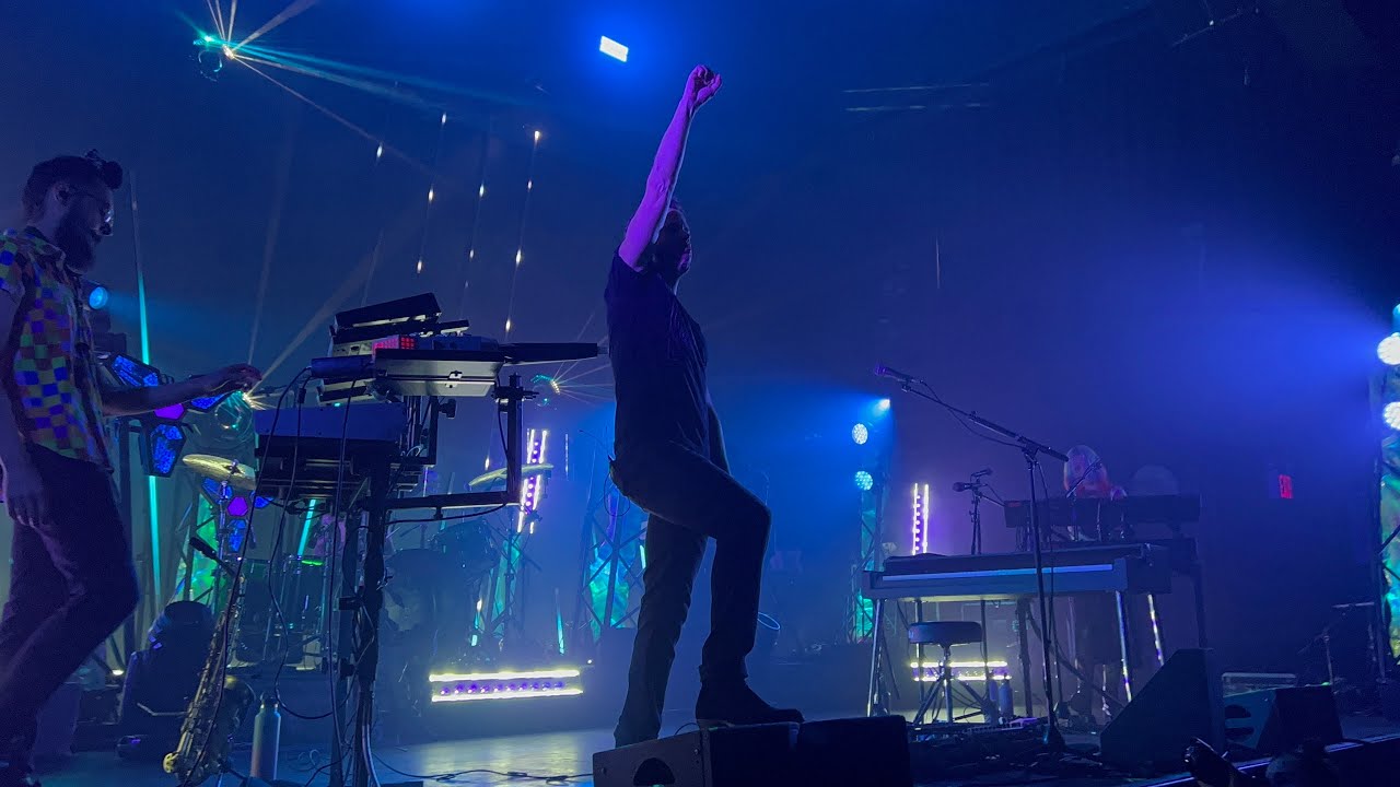 M83 - Midnight City (Terminal 5 NYC 4/25/23)