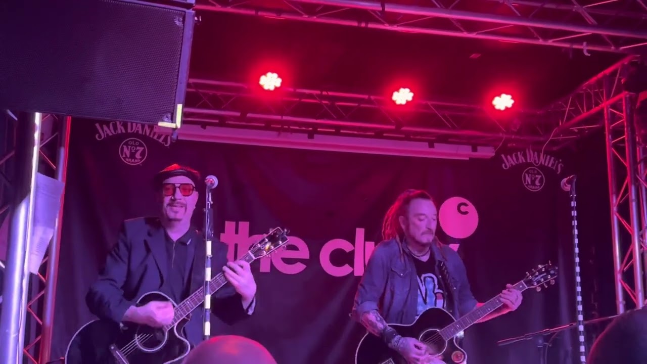 Ginger Wildheart, Jon Poole & Carol Hodge. We Are Just The Same. The Cluny Newcastle. 17/04/22