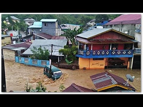 At least 50 killed as flash floods hit Indonesia's Papua province - YouTube