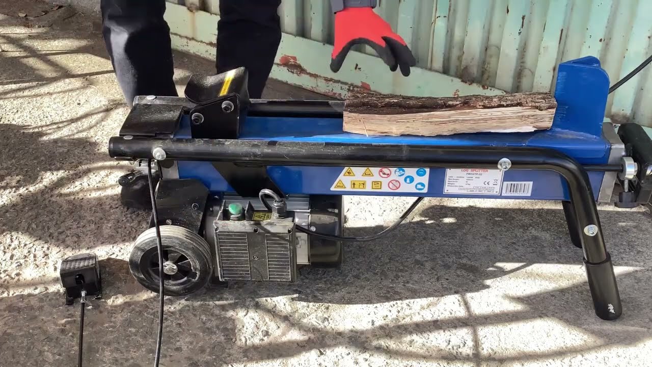 シンセイ フット式電動薪割機6tを動かしてみた！ - YouTube