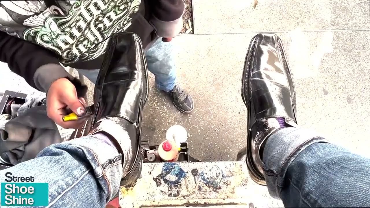 OMG MELT the INK 👊👊 Best FIRE Shoe Shine Street Service in MEXICO 