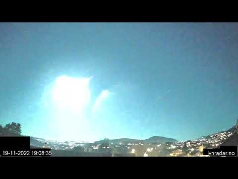 Huge Tauride Meteor / Fireball over western Norway November 19, 2022.