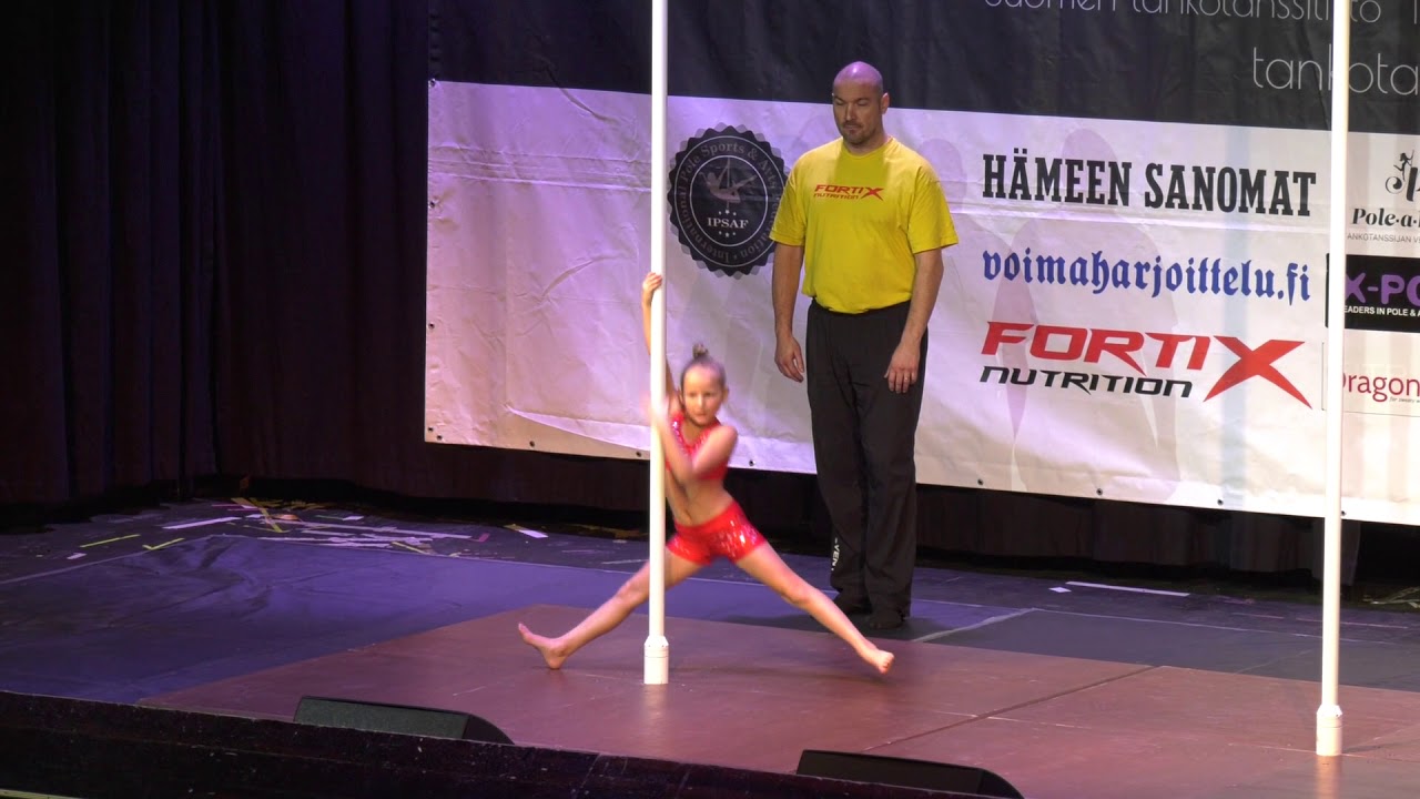 Polina Leshchuk (varsity)