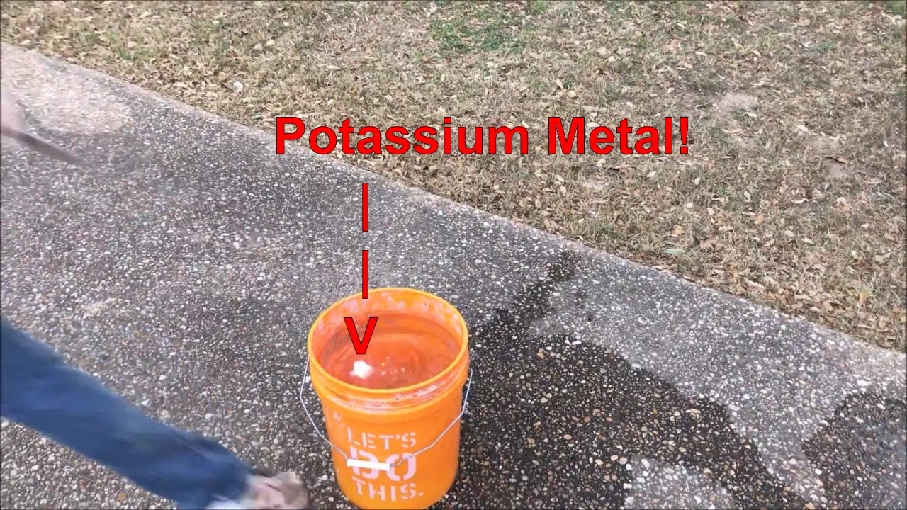 Potassium Metal "Explosion" in Water! (Alkali Metals Chemistry/Science
