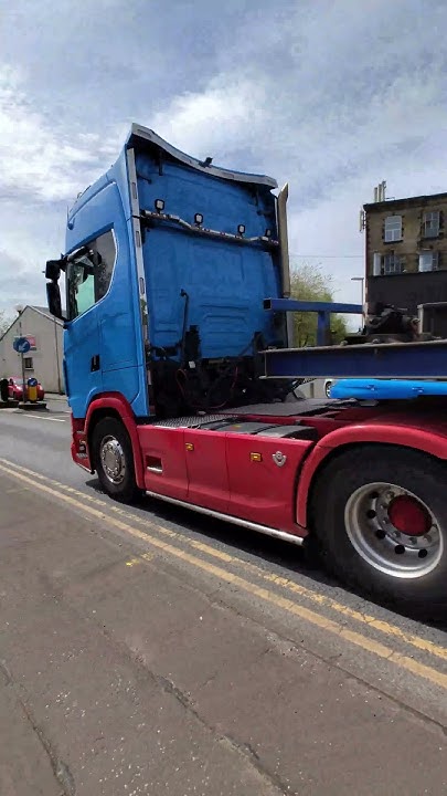 NJ23 EHF Scania 770s V8 30.4.24 - YouTube