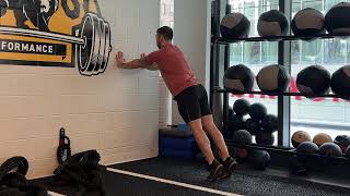 Wall Calf Raise
https://www.hockeytraining.com/programs/ - For more hockey training exercises check out our full hockey training programs that are designed to make you a better player on the ice! Wall Calf Raise