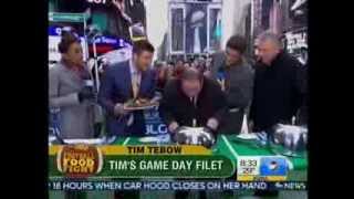 Joe Montana Beats Tim Tebow In Emeril Cookoff On Gma   Emeril Lagasse