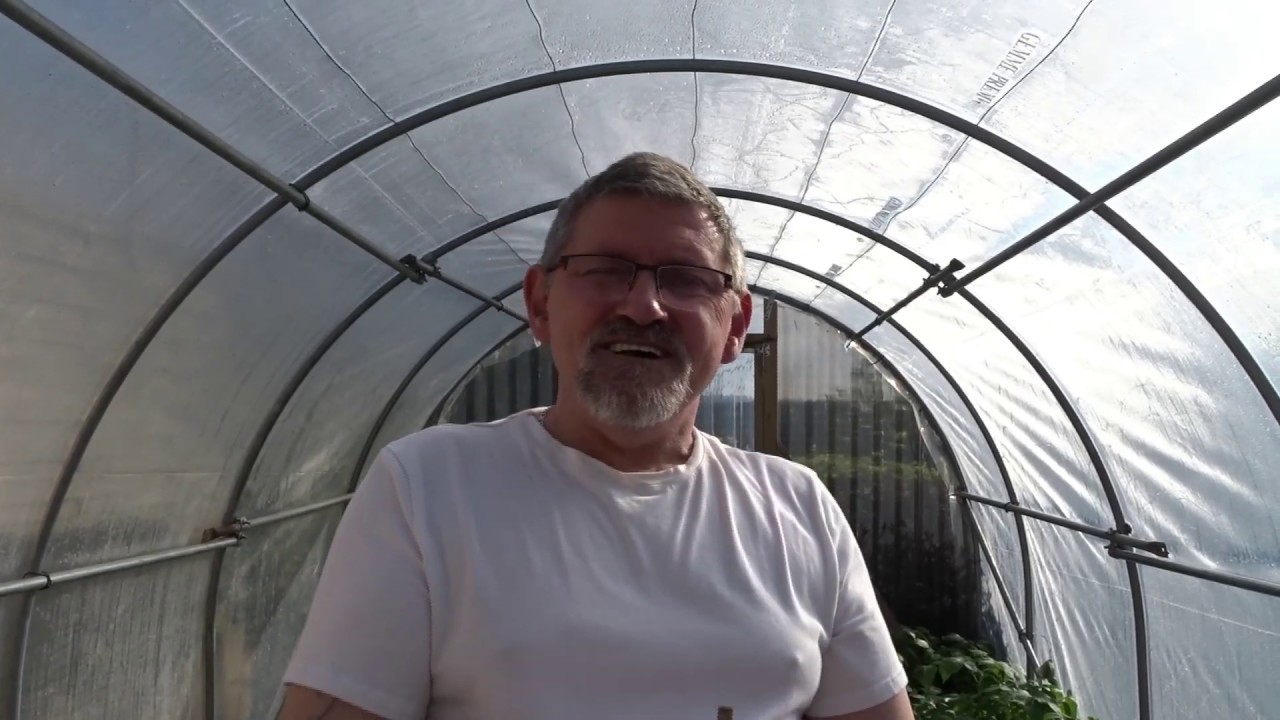 le 17/03/2020:    On seme la betterave cylindra etc .........