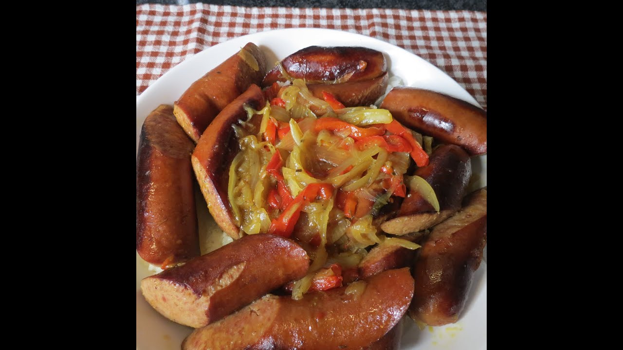 Delicious Polska Kielbasa Sausage With Onion and Peppers Gravy YouTube