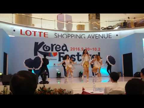 Skypink at Korea Festival 2016 Day 1 Intro+Mollayo+ Flower Petal+Remember