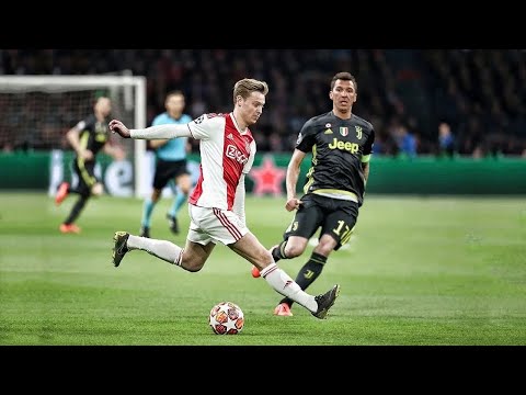 Frenkie de Jong's Signature Move - The de Jong Turn