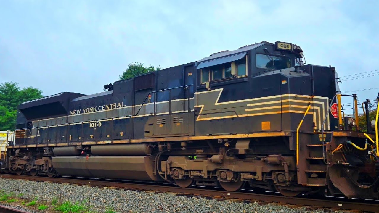 The New York Central Heritage Unit on the D&H