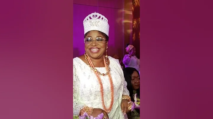 Dr Princess Toyin Kolade Iyalaje Oodua Still The Show With Her Dancing Step (1)