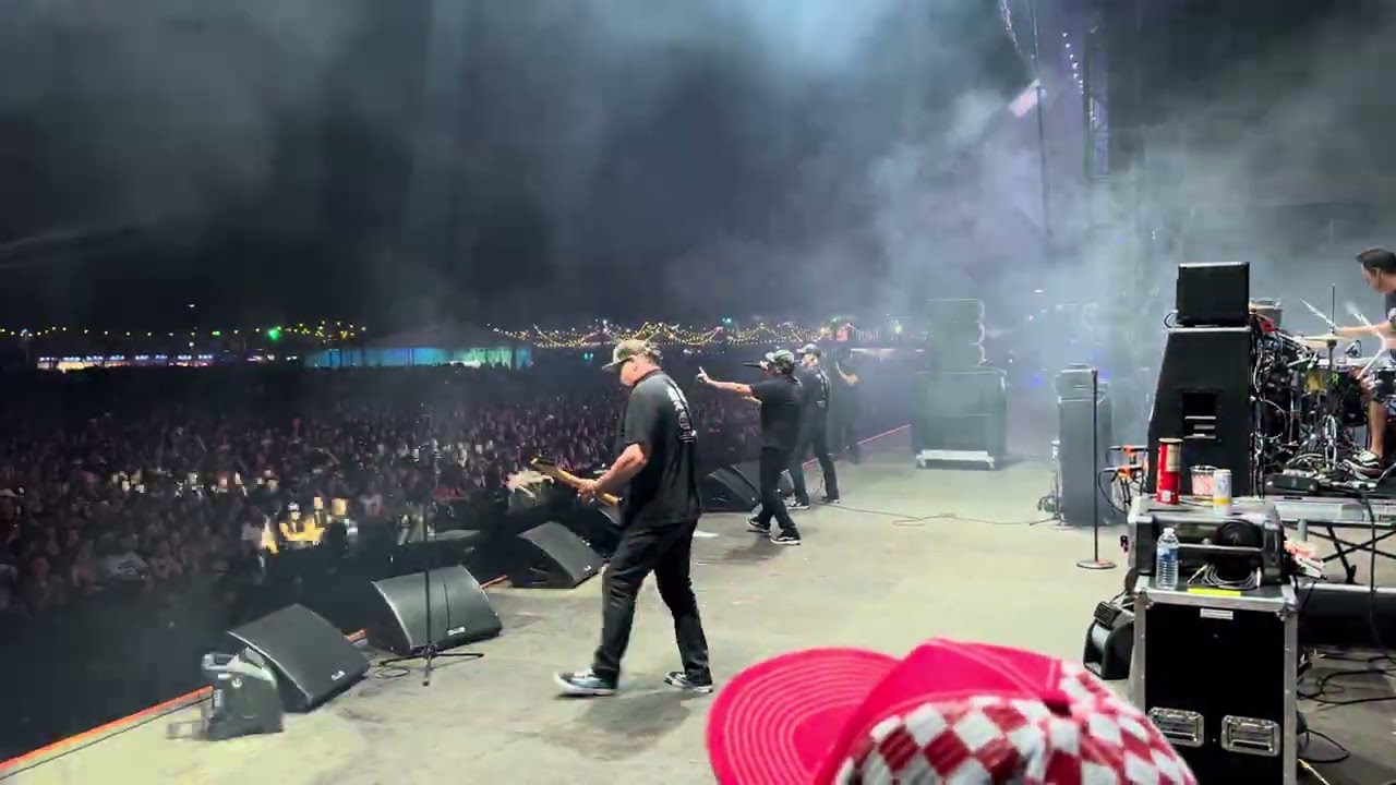 Pennywise My Own Country Orlando Warped Tour 2025