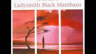 Video thumbnail of "Ladysmith Black Mambazo - Mbube Wimoweh - Africa, donde Dios canta."