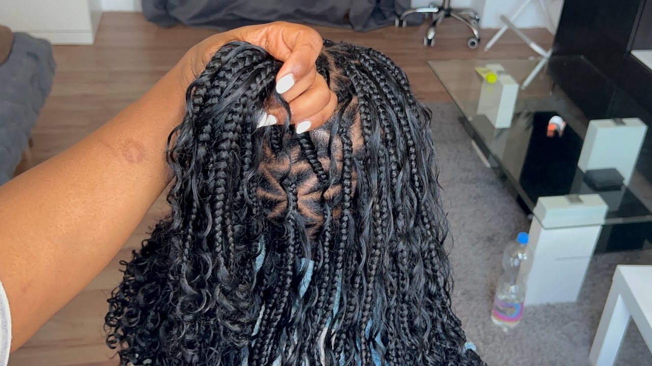 Triangle parts . Box braids. Clean lines. Part like a pro. Braid ...