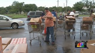 Mobile food distribution