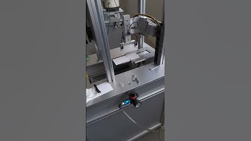 Auto Glove Tagging Machine