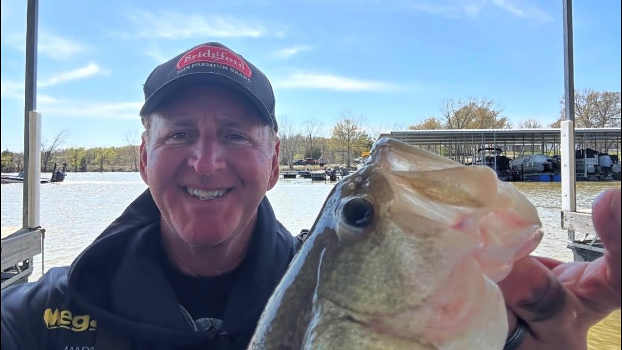 THE No. 1 Lure Nobody Uses Anymore That STILL Catches Loads Of Bass…