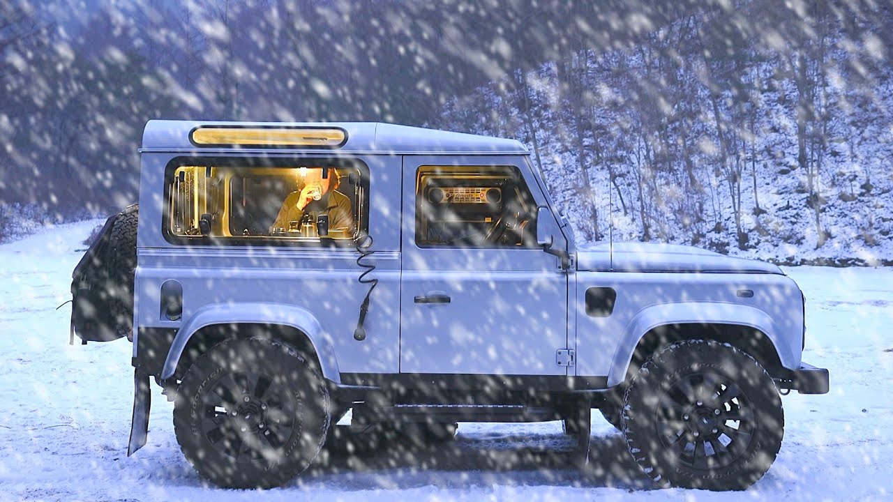 +86 ℉ жаркий зимний автомобильный кемпинг с Land Rover Defender.