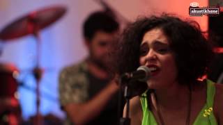 Yasemin Mori - Venüs'te Uyandım / #akustikhane #sesiniac Resimi