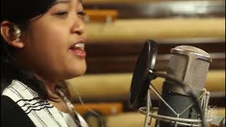 MARILAH KEMARI - LUNCHBREAK ACOUSTIC COVER GIGS BABLUES 03