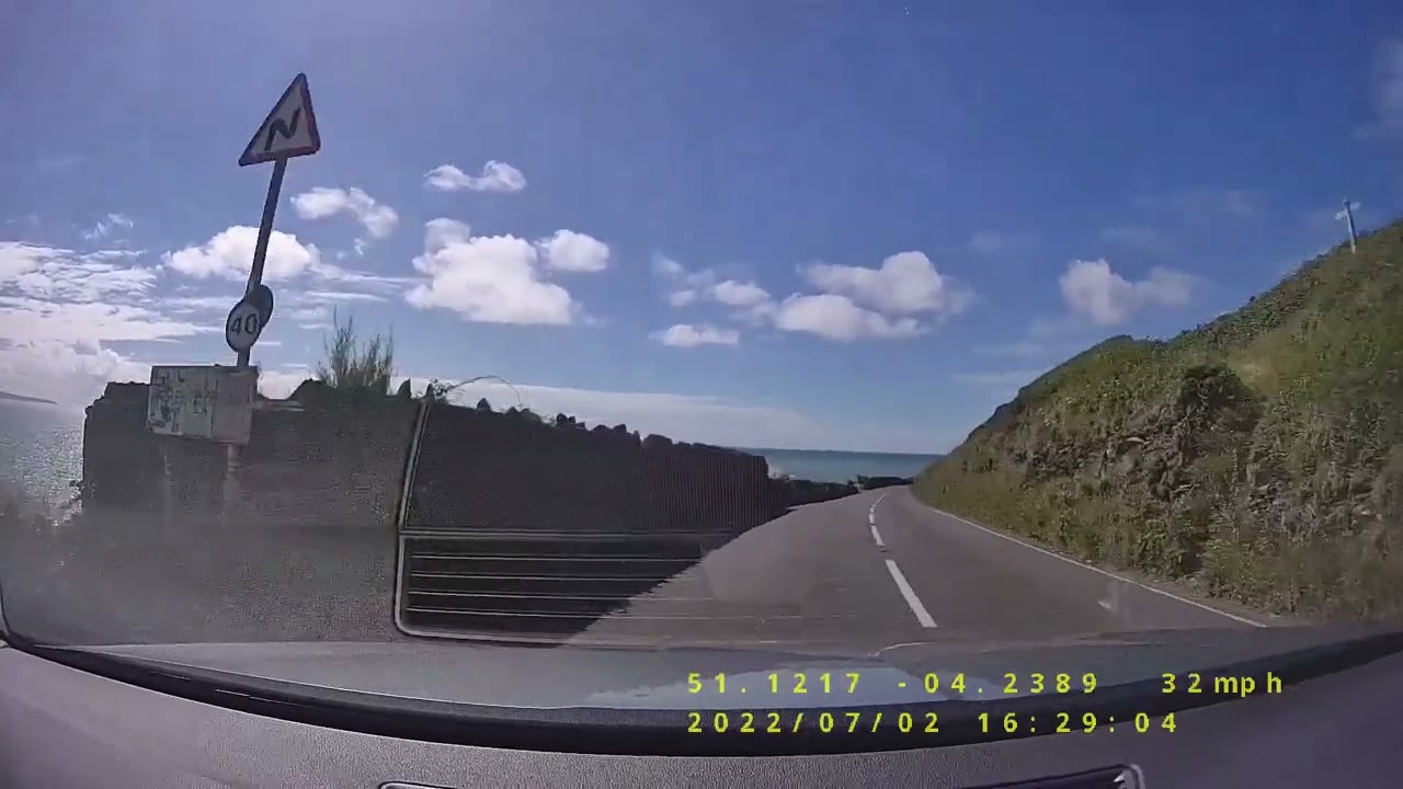 Driving Into Croyde Bay
