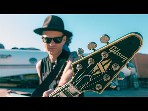 Sum 41 – Rise Up (Lyrics)