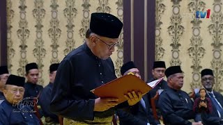 After decades waiting, Anwar becomes Malaysian PM