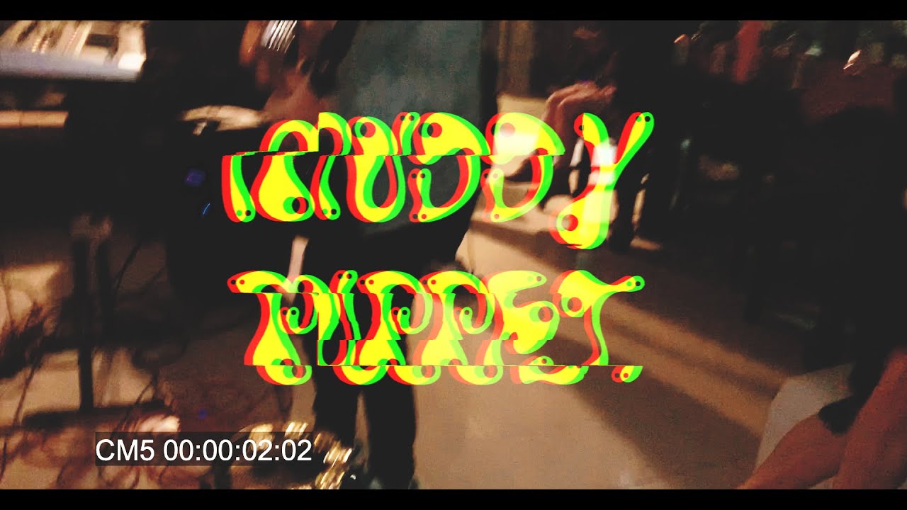 Moly Wave - Muddy Puppet (OFFICIAL VIDEO) auf YouTube ansehen Moly Wave - Muddy Puppet (OFFICIAL VIDEO) auf YouTube ansehen