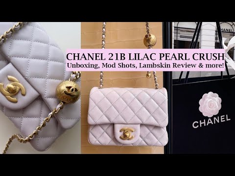 What fits inside CHANEL SQUARE MINI FLAP with PEARL CRUSH? unbox / modshots  / how to wear? 