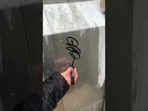 Quick 🖊️TAGGING graffiti