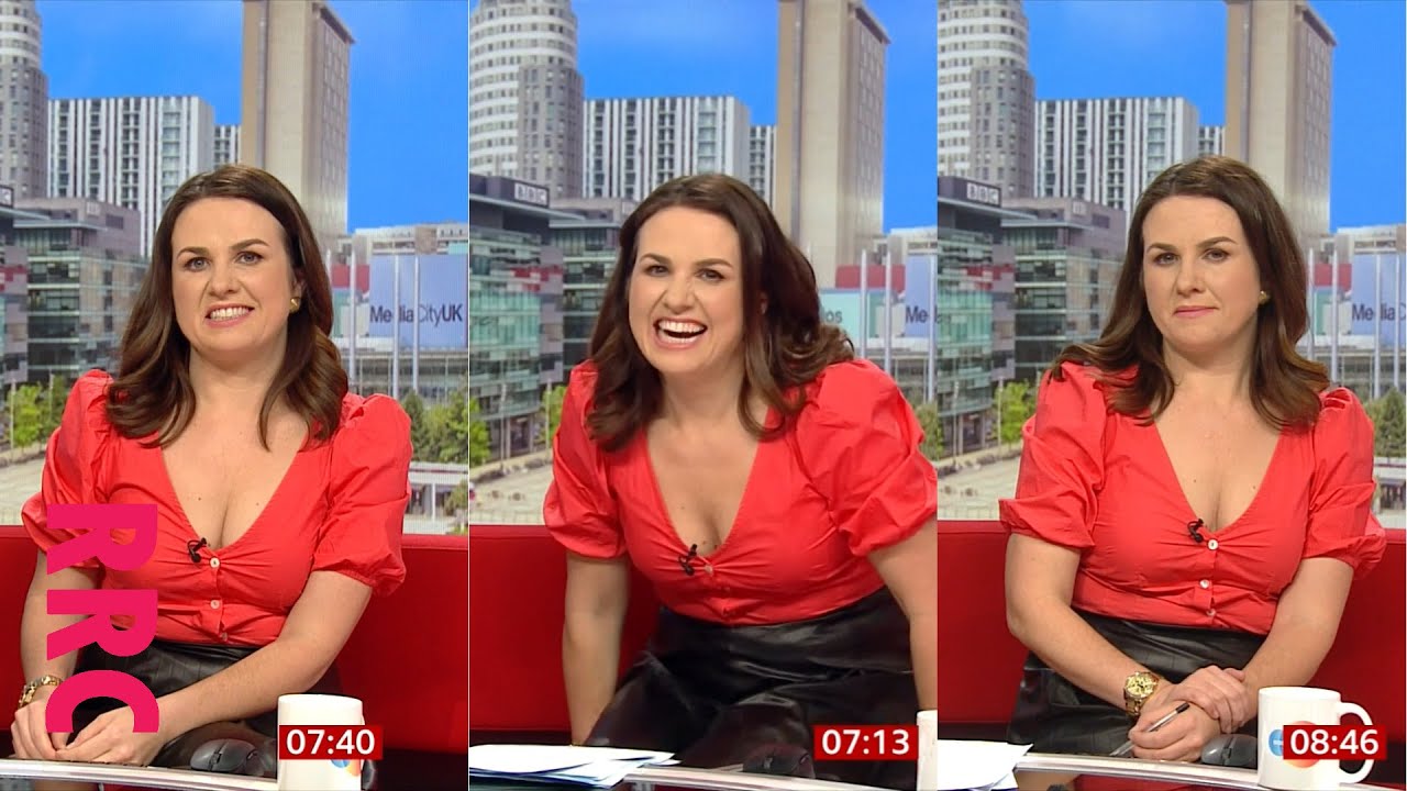 Nina Warhurst @deep-V blouse