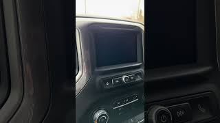 2020 Silverado 1500 Custom. stereo problem! (Apple Carplay)