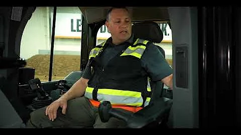 Cat® D7 Dozer – Cab